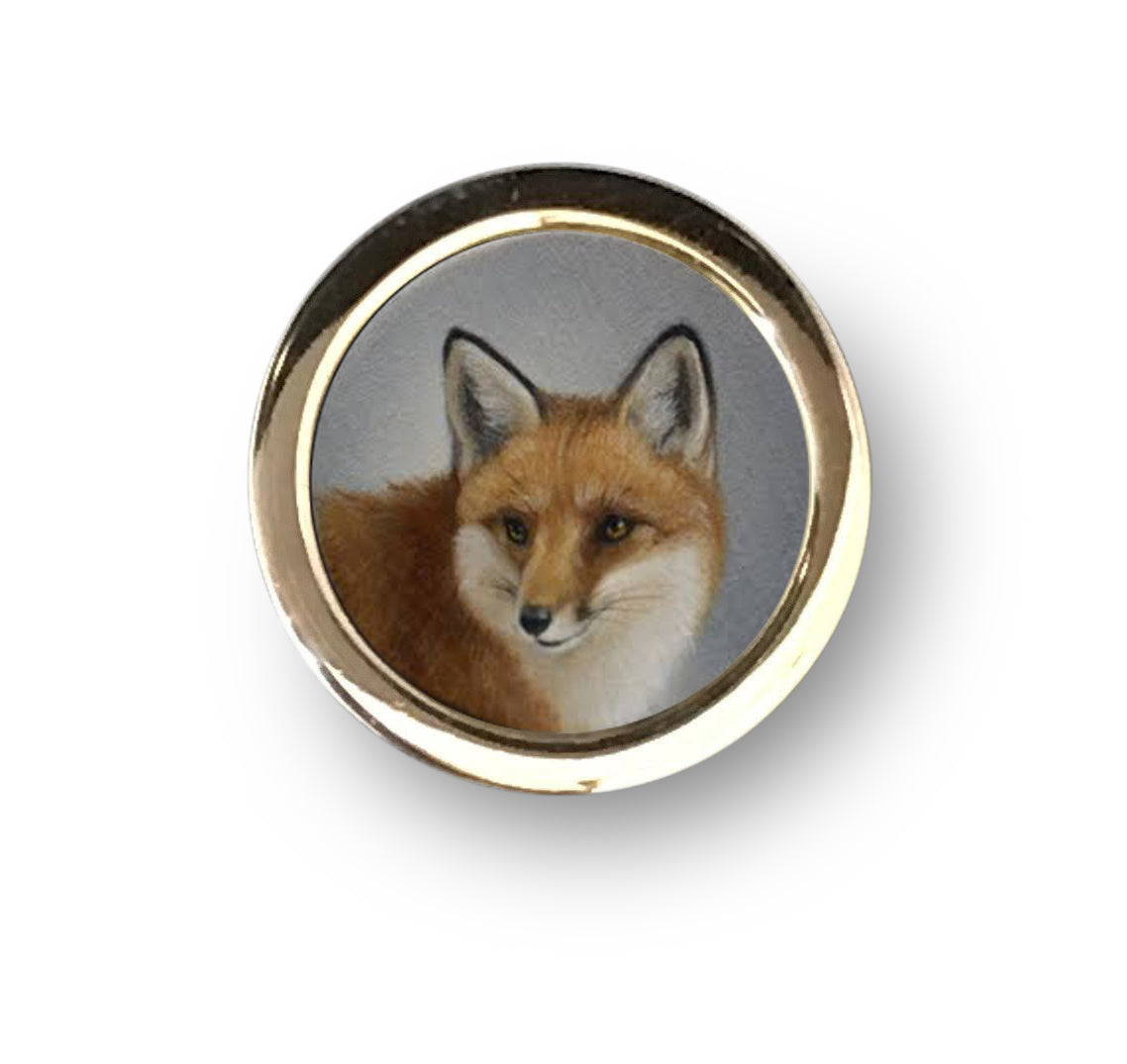 Beth de Loiselle fox oils in cufflinks