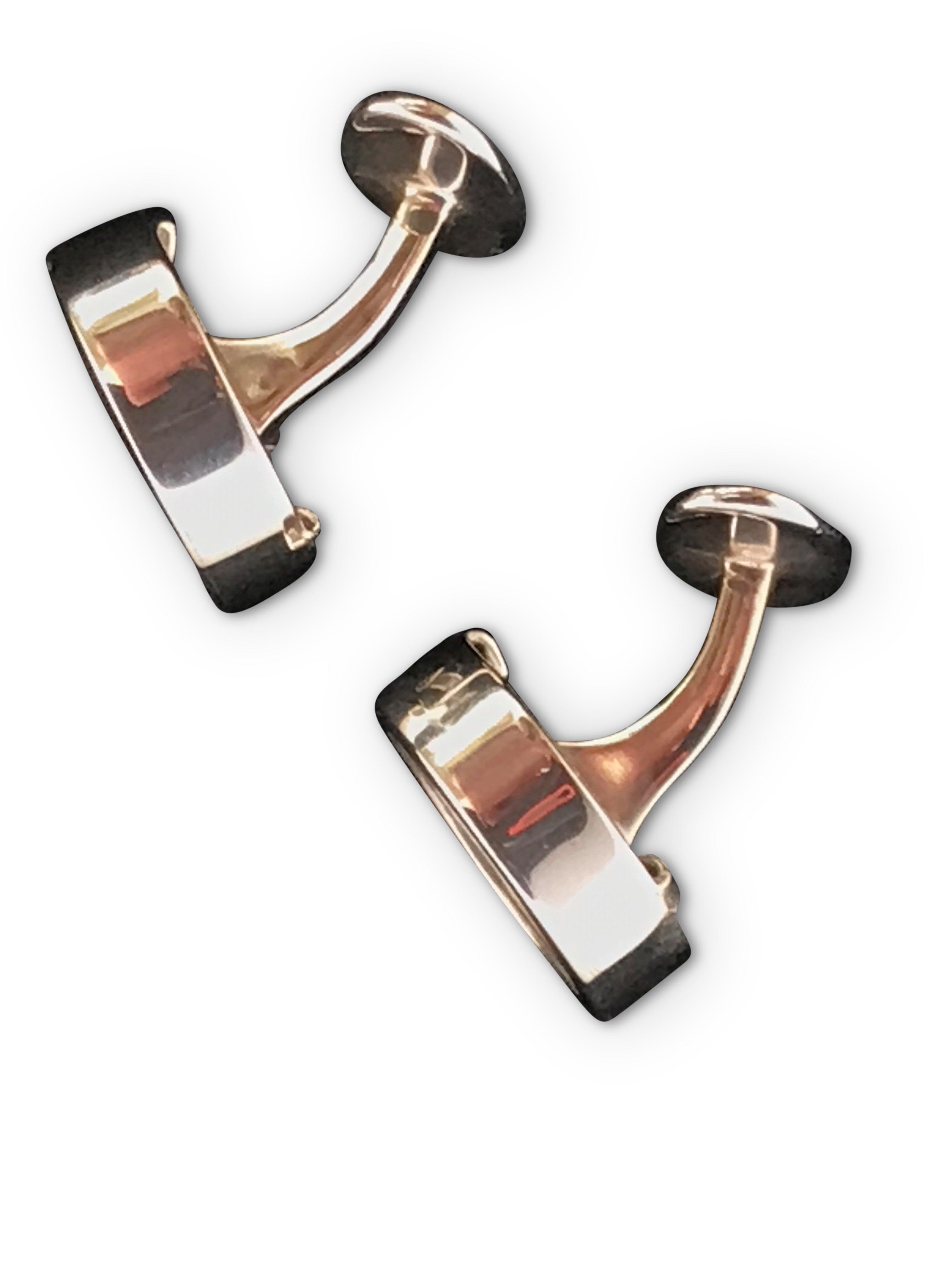 Fox Hunt Oils in Cufflinks