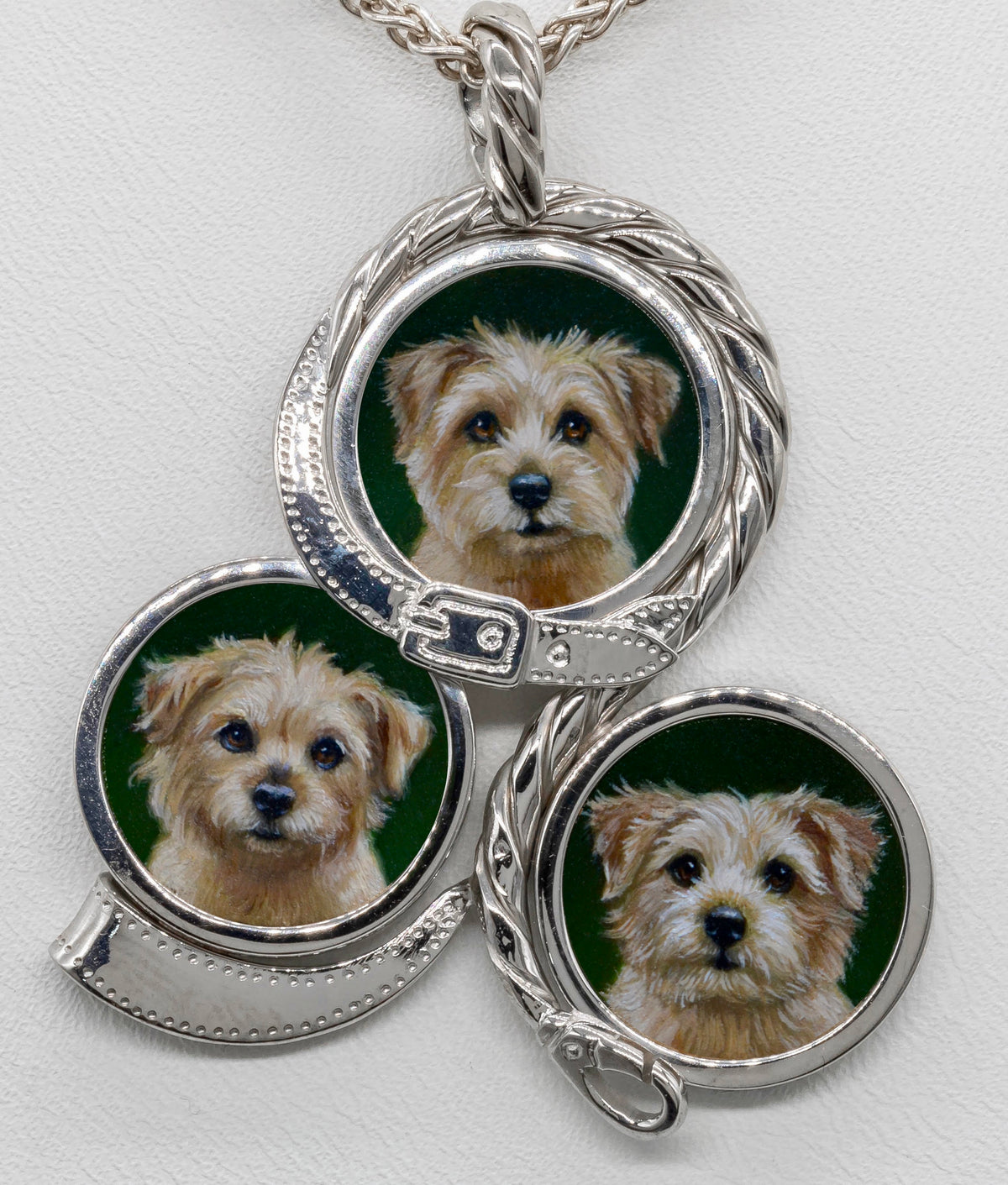 Oil Miniature Portraits in Bespoke Jewelry